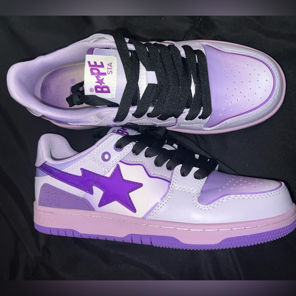 Purple Bapestas size 5.5M never worn! Comes with everything accept box